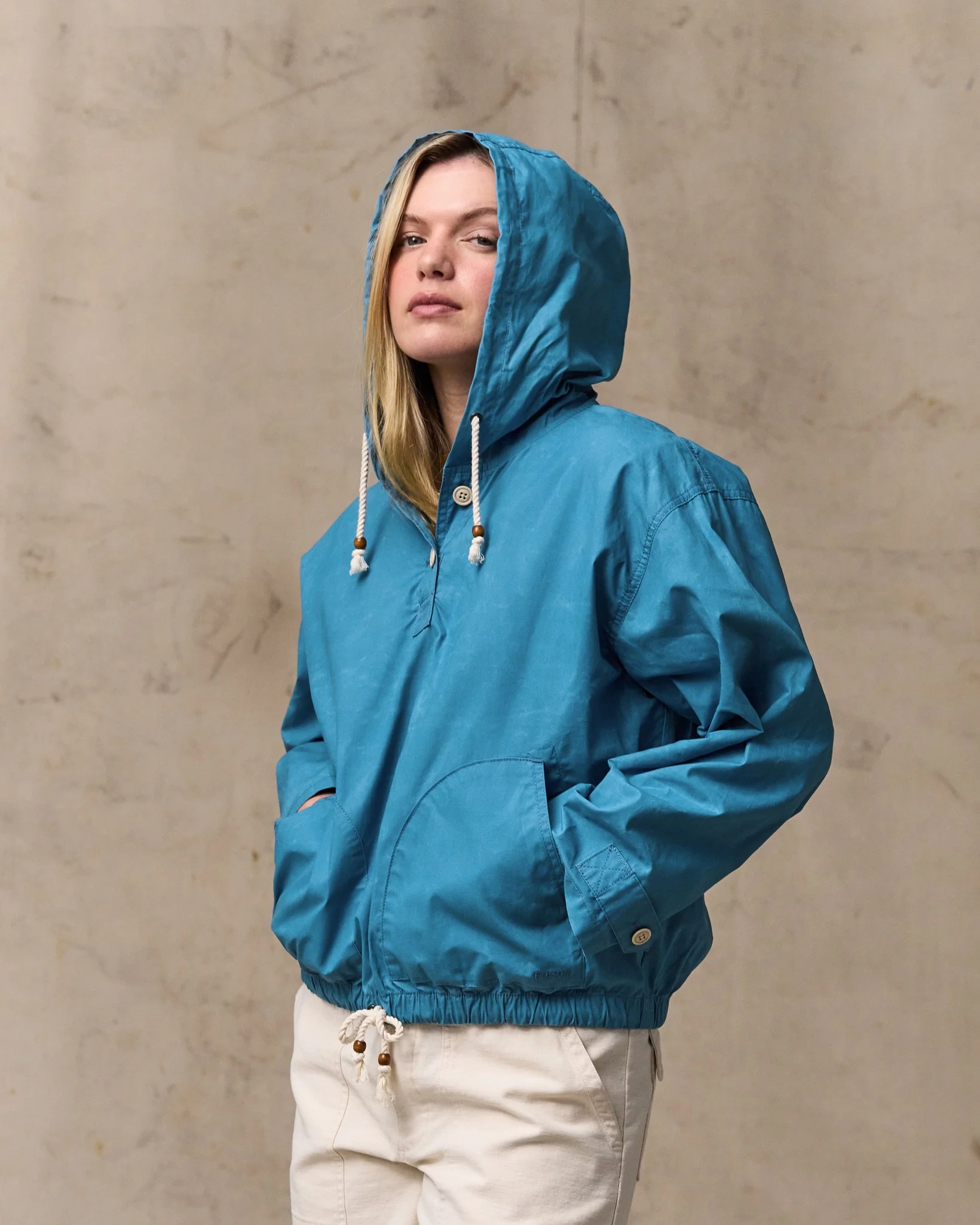 Women's Dry Wax Hooded Popover
