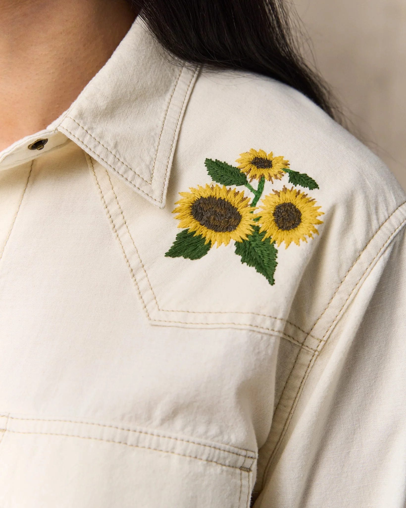 Women's Embroidered Western Shirt